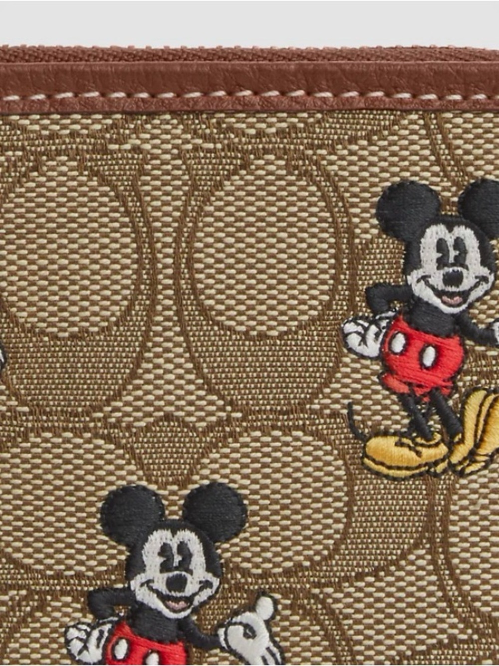 Coach x Disney Mickey Mouse Signature Jacquard Small Zip Around Wallet NWT - Picture 4 of 5